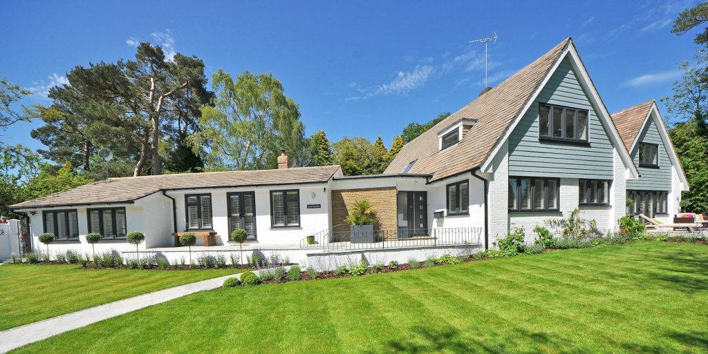 How to Tell if Your Roofer Used Leftover Materials From Another Job